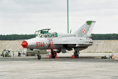 MiG-21UM 9344
