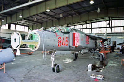MiG-23UB - 846