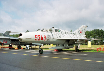 MiG-21UM 9349