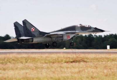 MiG-29UB - 28