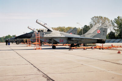 MiG-29UB - 64